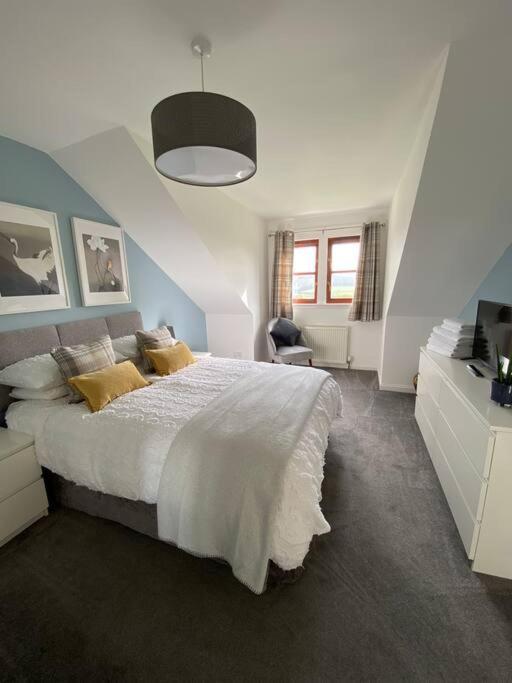 Lanfine View 1 At Loudoun Mains With Hot Tub Newmilns